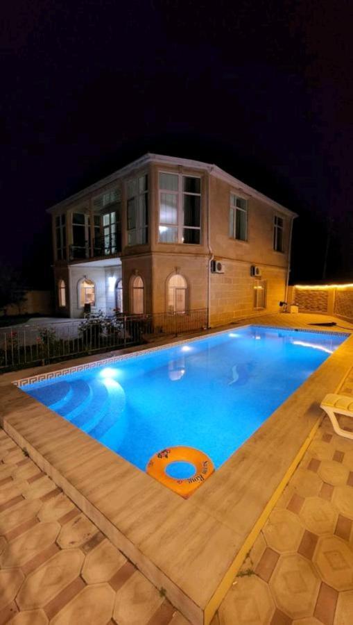 Raffles Villa With Pool กาบาลา ภายนอก รูปภาพ